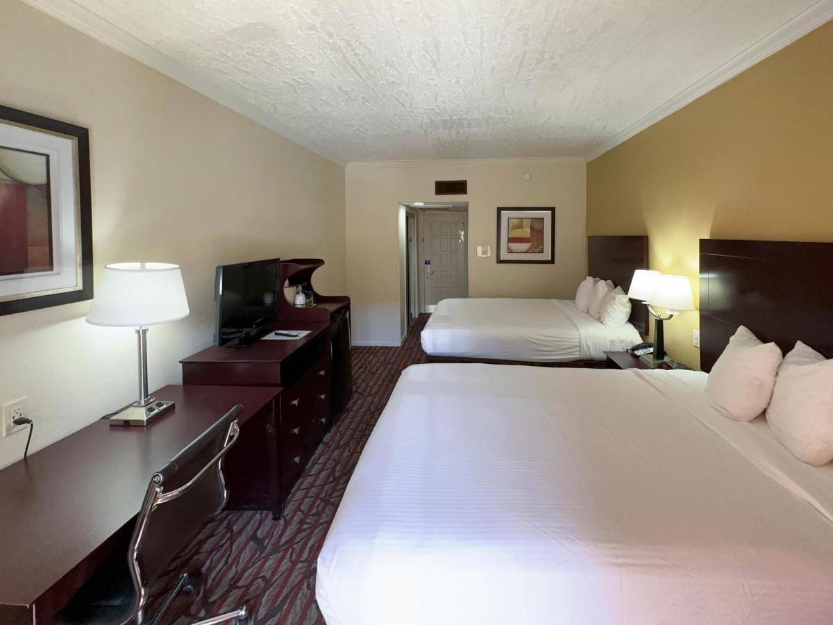 Suites Dallas Tx Downtown Exterior photo